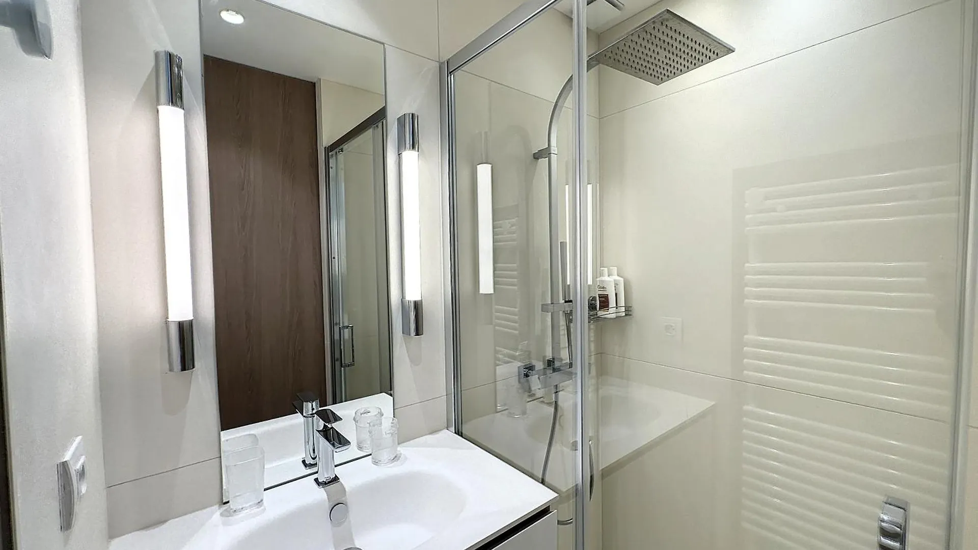 Penthouse 2-Bedroom Apartment With 360º Views And Parking Κάννες Γαλλία